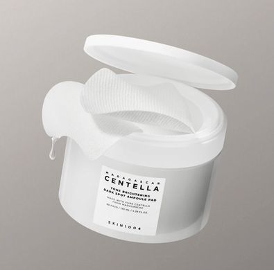 Педы против пигментных пятен ампульные SKIN1004 Madagascar Centella Tone Brightening Dark Spot Ampoule Pad