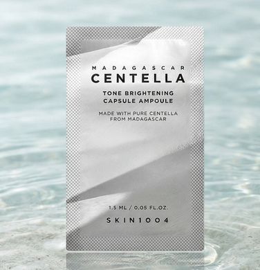Пробник сироватки, що висвітляє та вирівнює тон SKIN1004 Madagascar Centella Tone Brightening Capsule Ampoule Sachets 1,5 мл