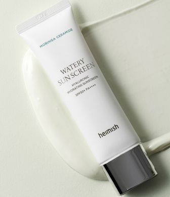 Зволожувальний сонцезахисний крем Heimish Moringa Ceramide Hyaluronic Acid Hydrating Watery Sunscreen 50 мл