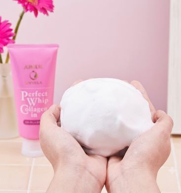 Пенка для очищения кожи лица Shiseido Senka Perfect Whip Collagen In A, 120 г