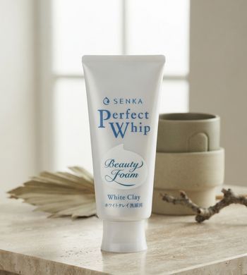 Пінка для очищення шкіри обличчя Shiseido Senka Perfect Whip White Clay 120g