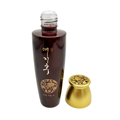 Тонік для шкіри з червоного женьшеню Bergamo Yezihu Skin Toner 150ml