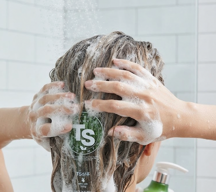 Шампунь проти випадіння волосся TS SHAMPOO All New Plus TS Shampoo 500 мл