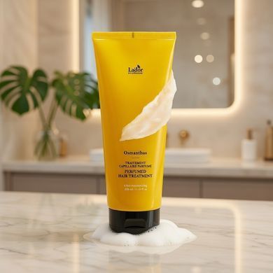 Парфумована зволожуюча маска для волосся Lador Perfumed Hair Treatment (Osmanthus) 380ml