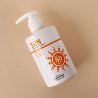 Сонцезахисний крем для обличчя та тіла FoodAHolic Multi Sun Cream SPF50 250ml